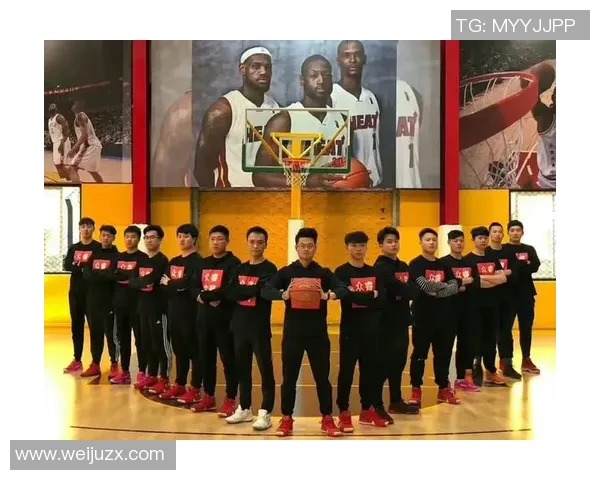 成都篮球队团队协作深度解析与其他球队的对比研究 成都篮球队团队协作深度解析与其他球队的对比研究